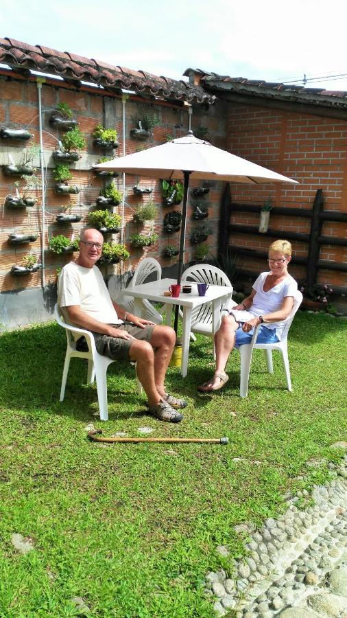 Kantarrana Urbana * Jardín